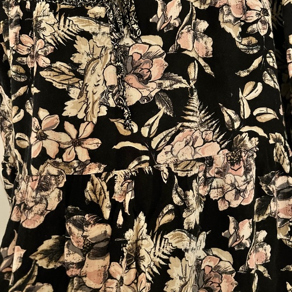 Cato Blouse. - Picture 6 of 7